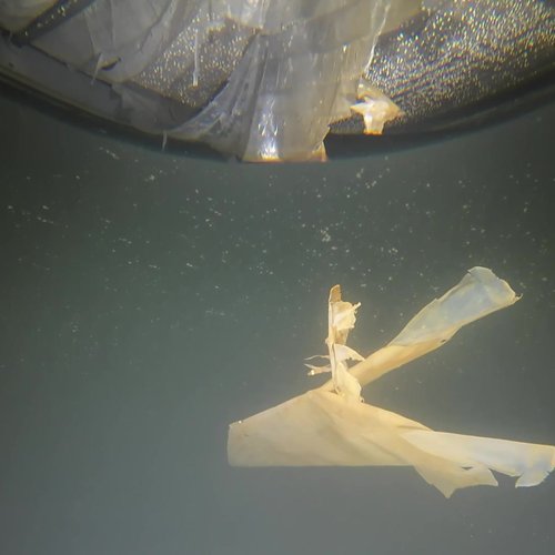 Sprinklertank-Inspektion: Stahltank, 10 Jahre – Rohrschelle Schwere Sedimente Bodensicht